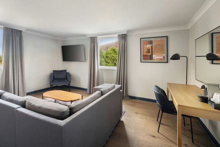 Room 36 of 118