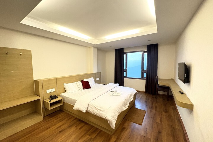 Room 26 of 45