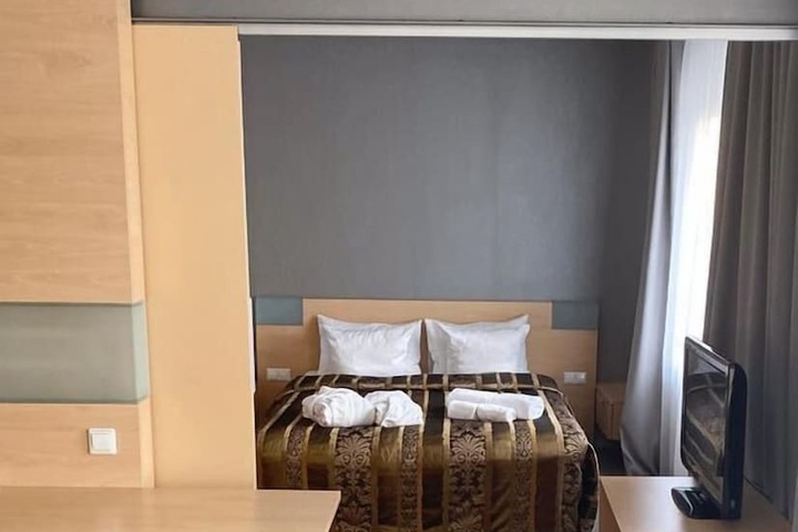 Room 11 of 54