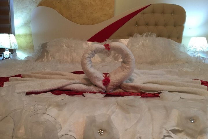 Room 4 of 26