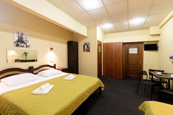 Room 27 of 63
