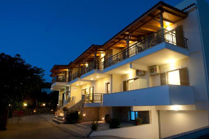Georgio Seaside Hotel