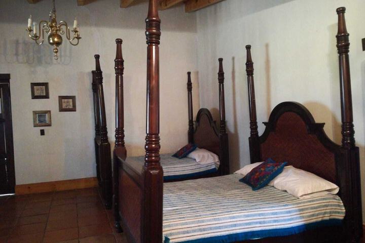 Room 4 of 19