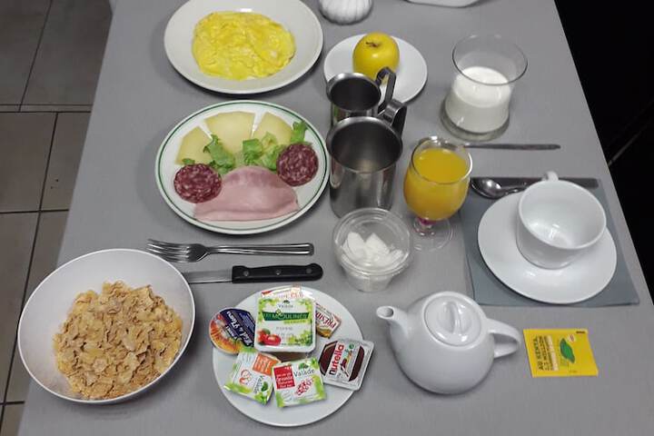 Breakfast area
