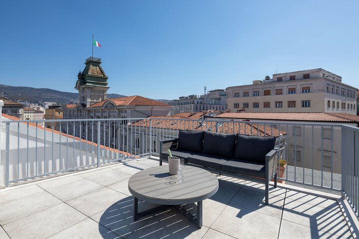Terrace/Patio 48 of 81