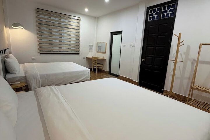 Room 29 of 64