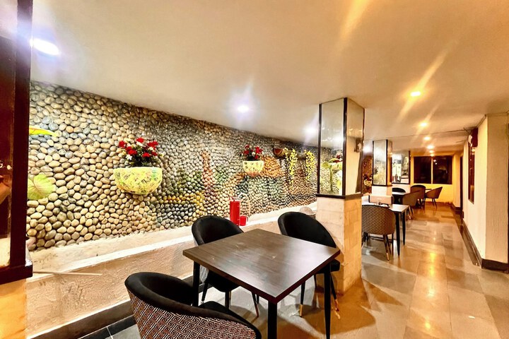 Hotel Interior 4 of 55