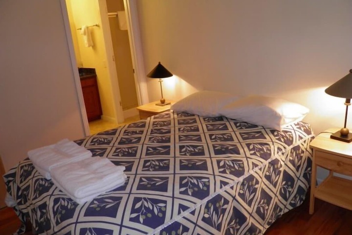 Room 6 of 23