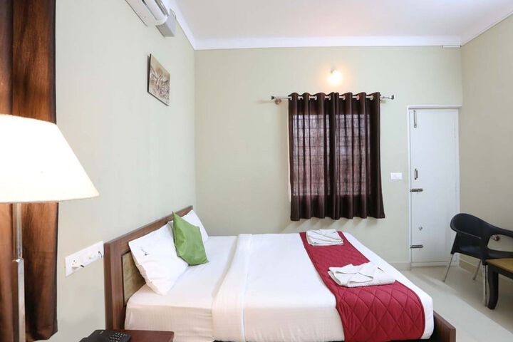 Room 15 of 20
