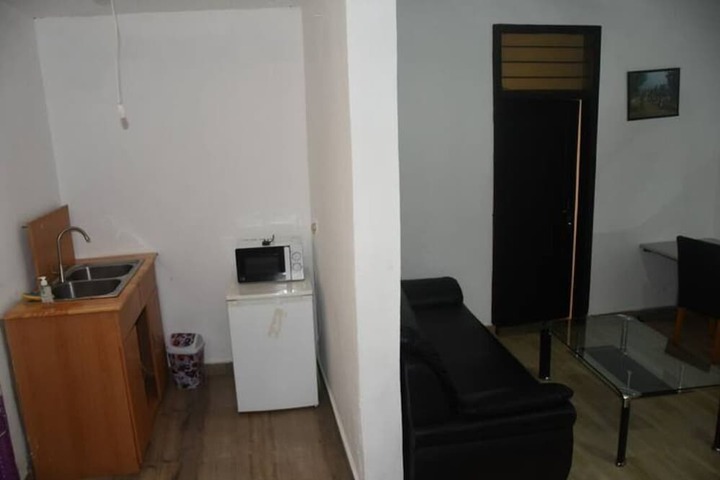 Room 6 of 31