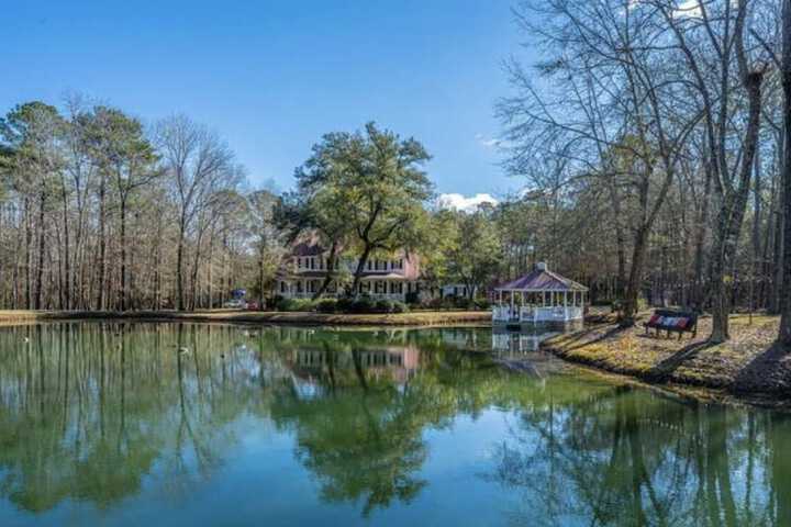 Image of Cozy Country Living