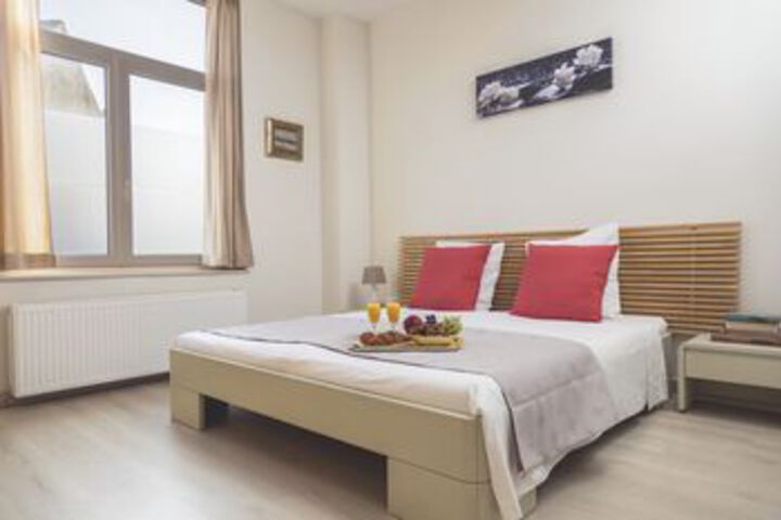 Room 3 of 15
