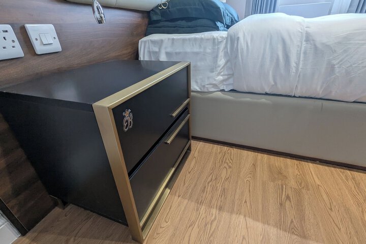 Room 62 of 117