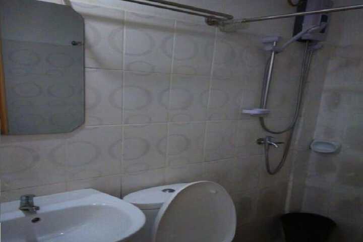 Room 19 of 29