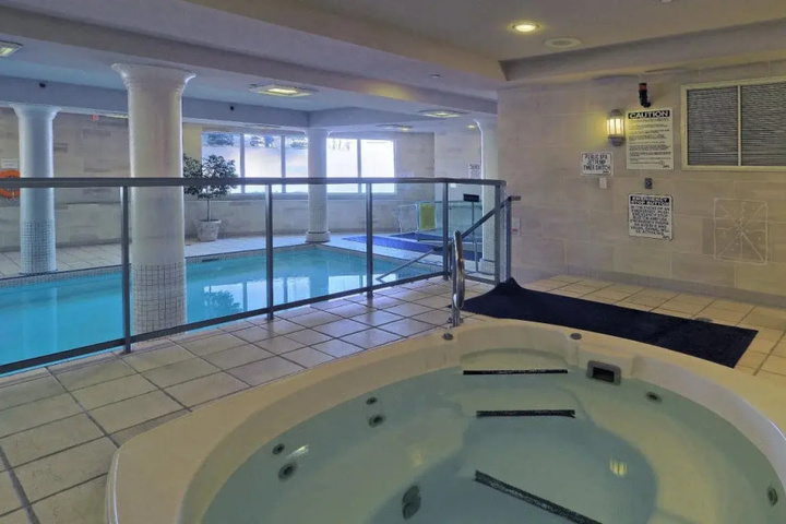 Pool 8 of 21