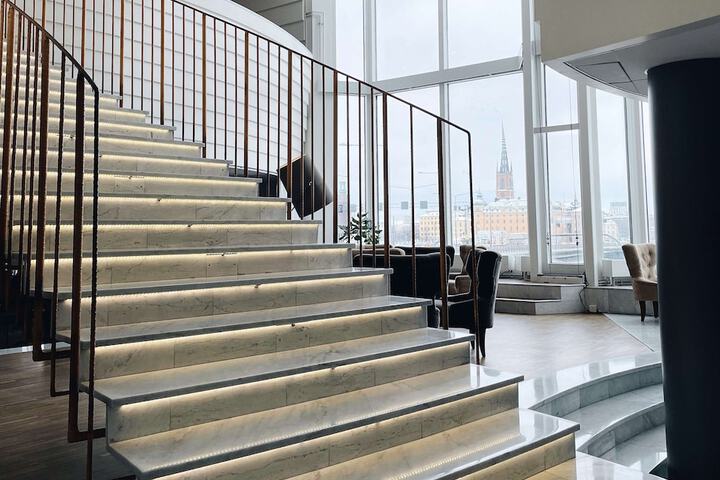 Guest Lobby