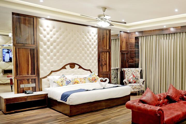Room 18 of 45