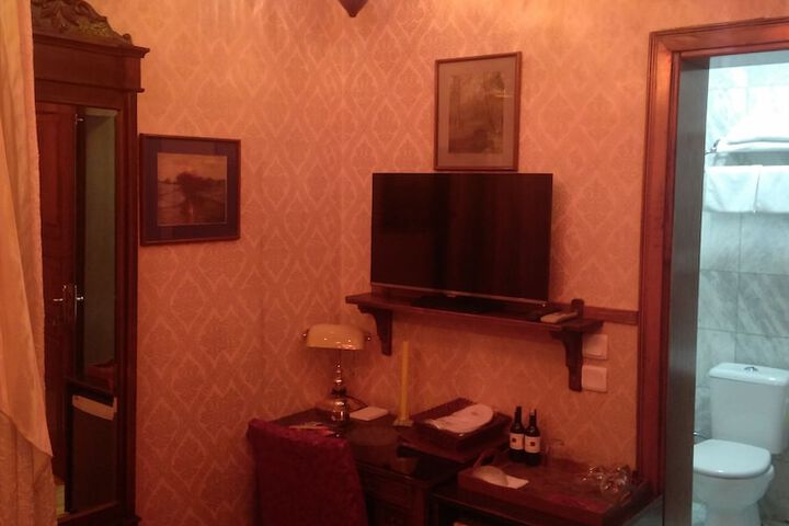 Room 7 of 54