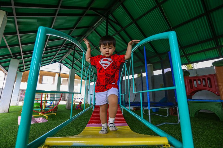 Childrens Activities 53 of 100