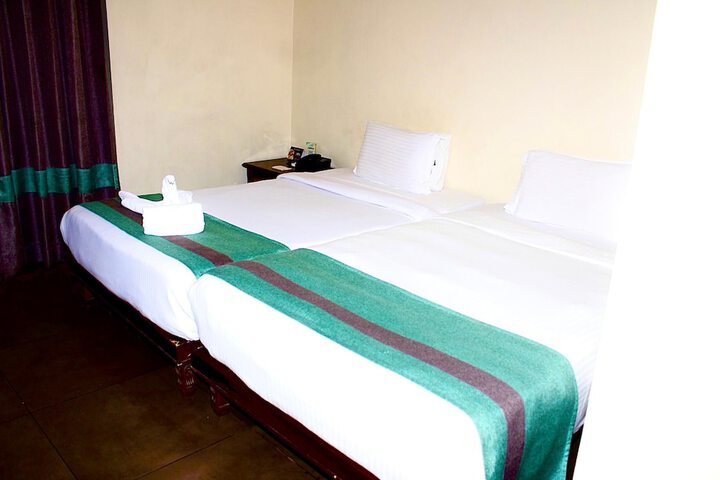 Room 16 of 29