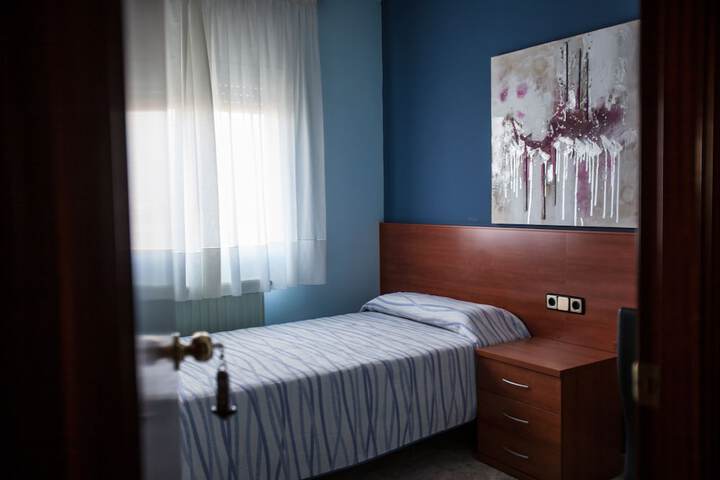 Room 13 of 29