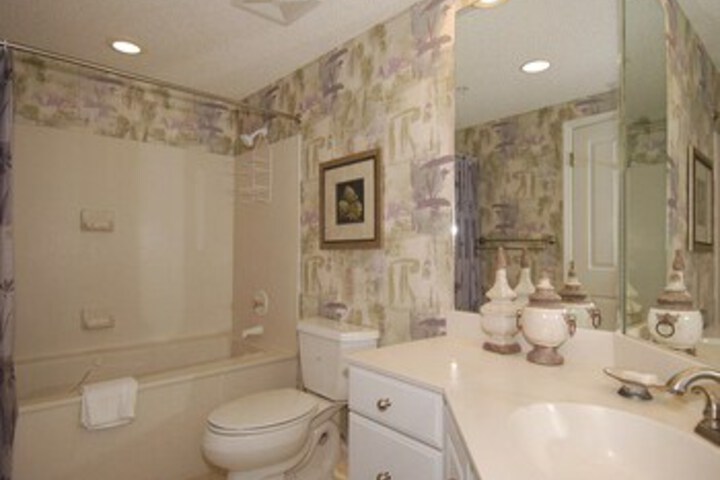 Room 2 of 21
