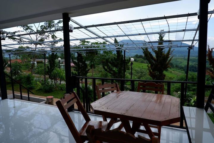 Terrace/Patio 10 of 30