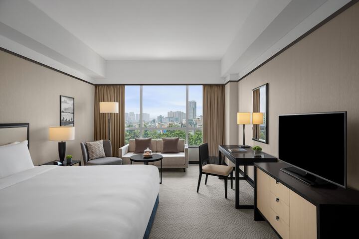 Room 35 of 121