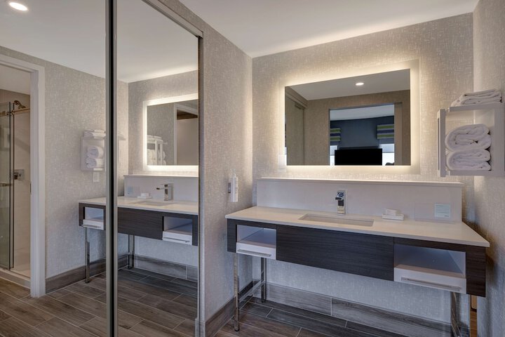 Bath Interior