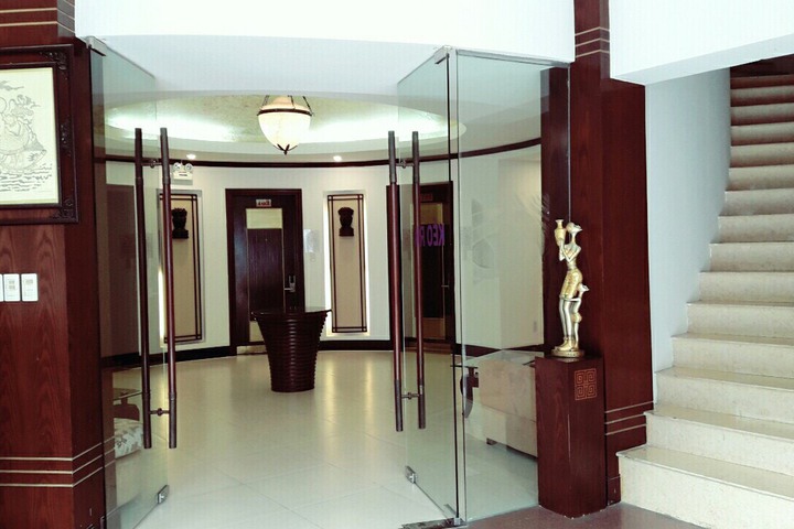 Hotel 2 of 5