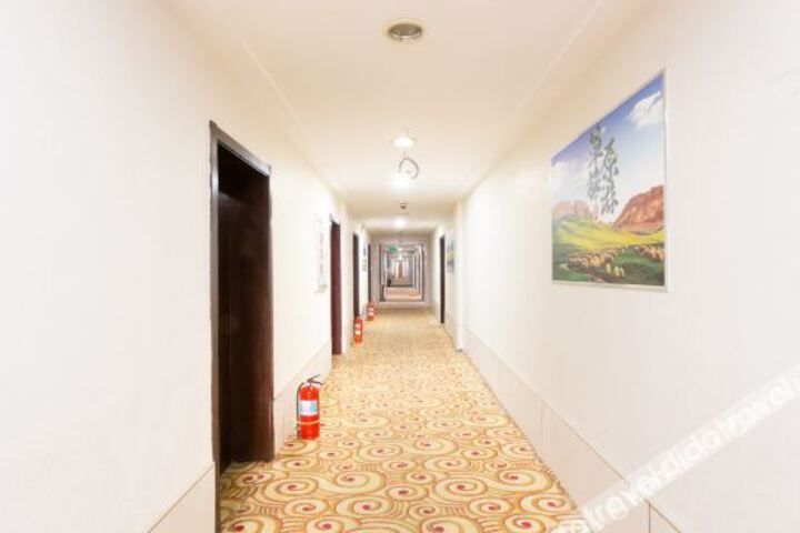 Hotel Interior 20 of 39