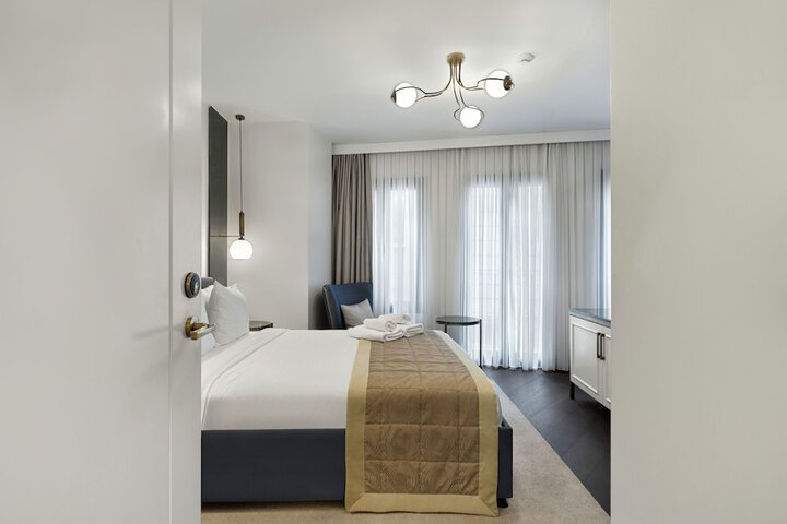 Room 35 of 86