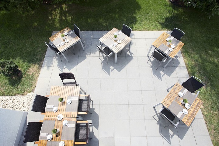 Terrace/Patio 10 of 11