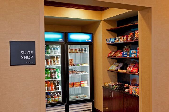 Snack bar
