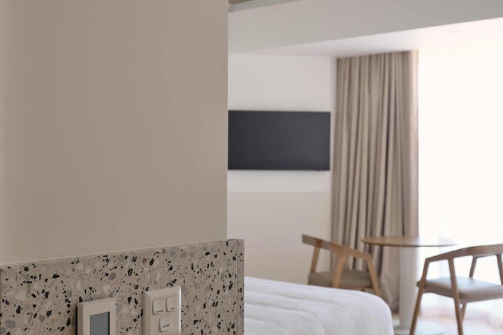 Room 9 of 46