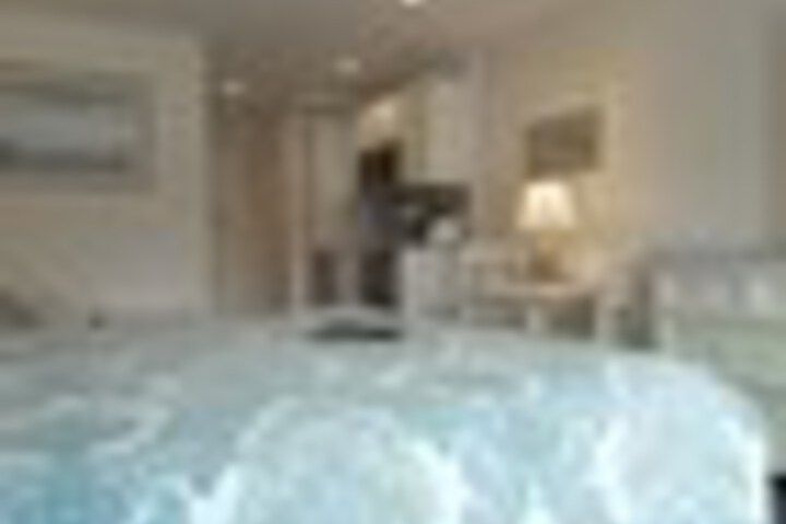 Room 170 of 549