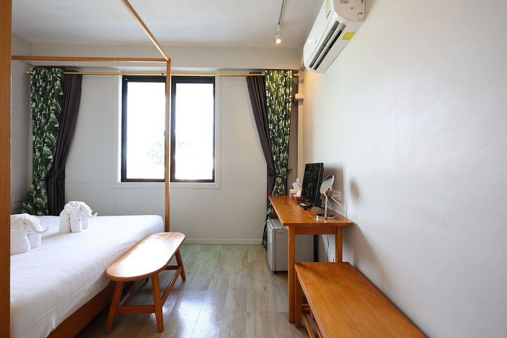Room 14 of 91