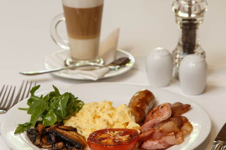Breakfast/Coffee Service 45 of 80