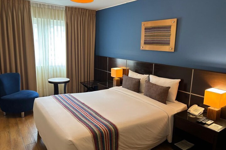 Room 49 of 87