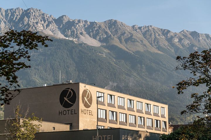 Hotel 64 of 69