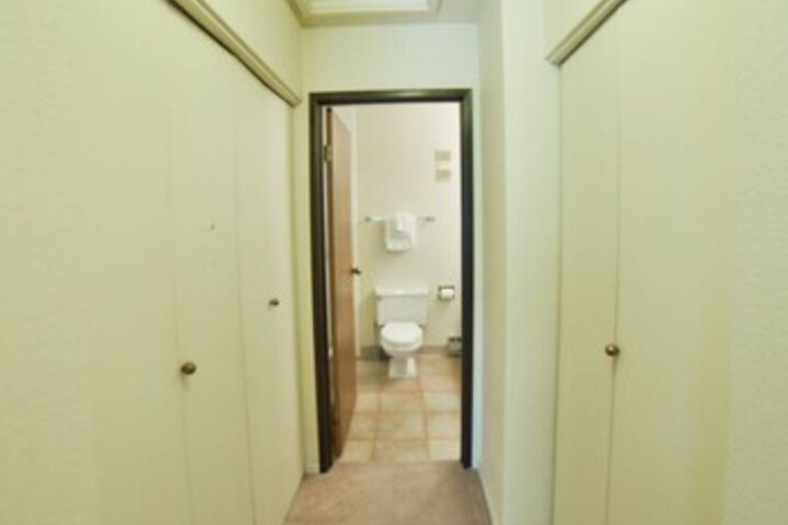 Room 117 of 129