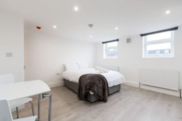 Convenient Studio - Camberwell! 2d