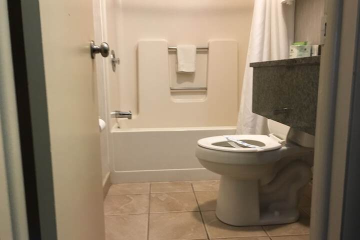Room 17 of 62