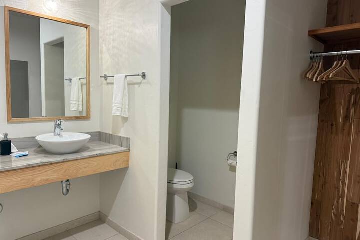 Room 100 of 153