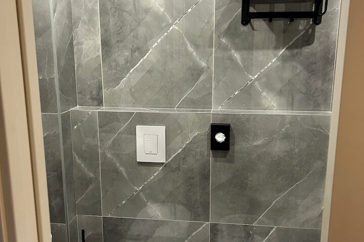 Room 44 of 71