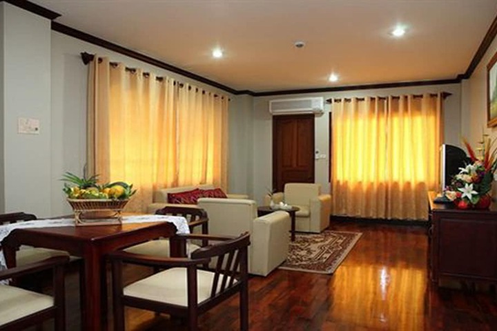 Room 21 of 31