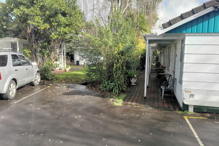 Property Grounds 21 of 22