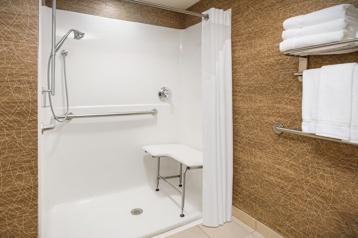 Double Accessible (13 of 13)