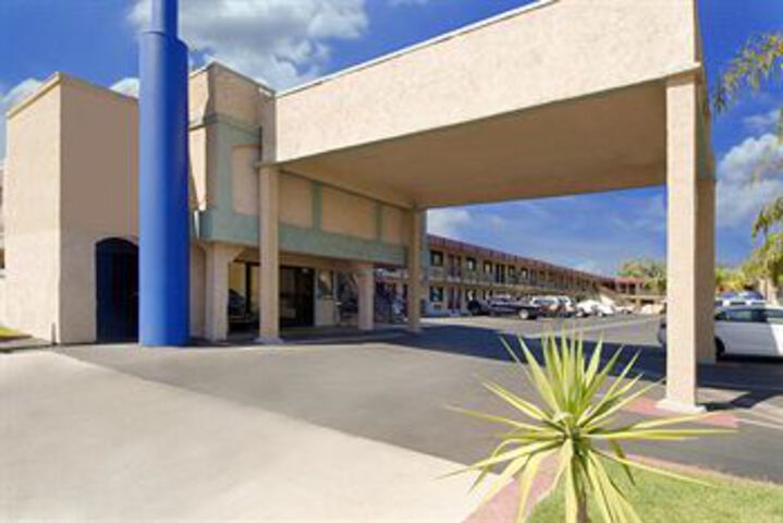 Photo of Americas Best Value Inn Oak Street