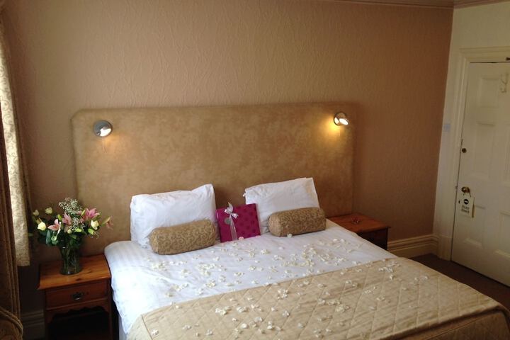 Room 16 of 69
